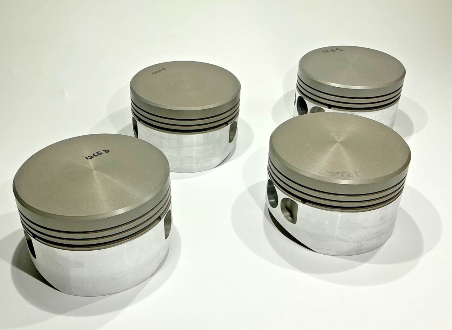 P/N: 75089 Lycoming Pistons set with Rings (NE) - sold as SET