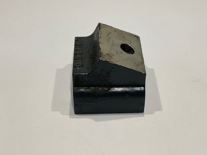 P/N: LW-15618 Lycoming Mounting Bracket (AR)