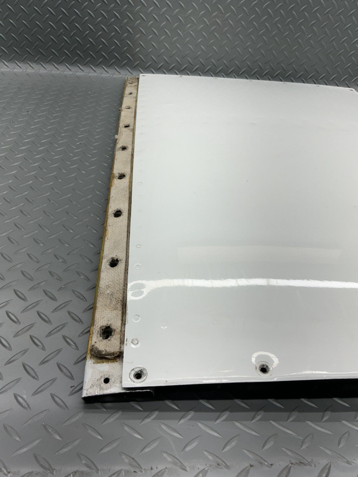 P/N: 25250-02 Top Cowlings for 1969 Piper PA-30 Twin Comanche (AR)