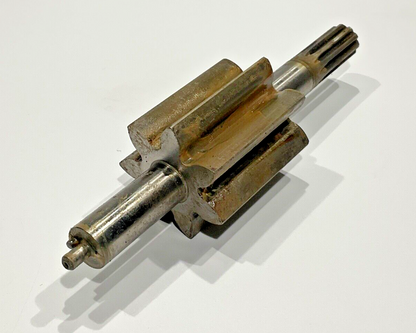 P/N: 631014 TCM Gear - Shaft ASM (AR)