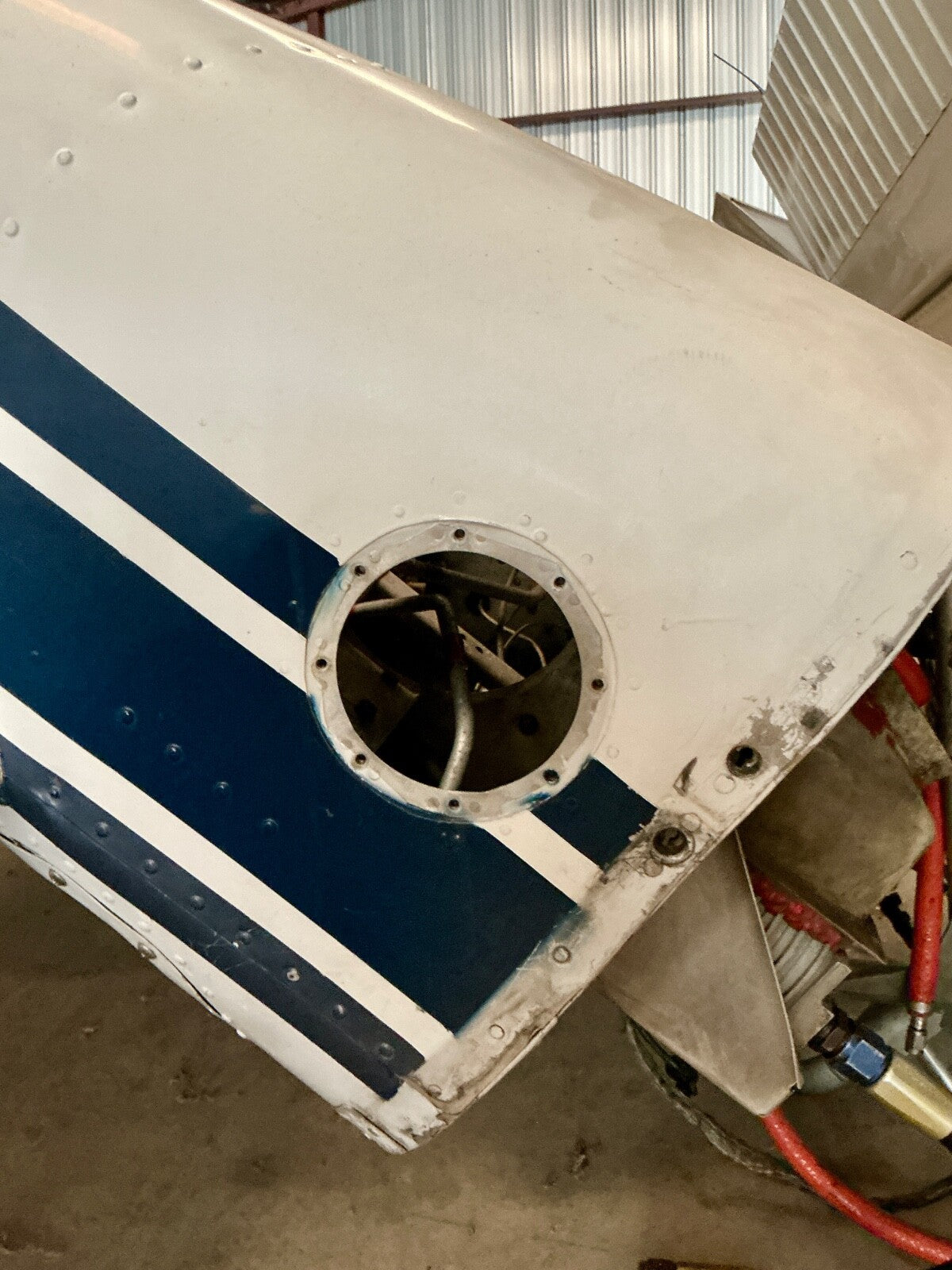 P/N: Inner & Outer Covers RH Engine Beechcraft Duchess Model 76 (AR) - for set