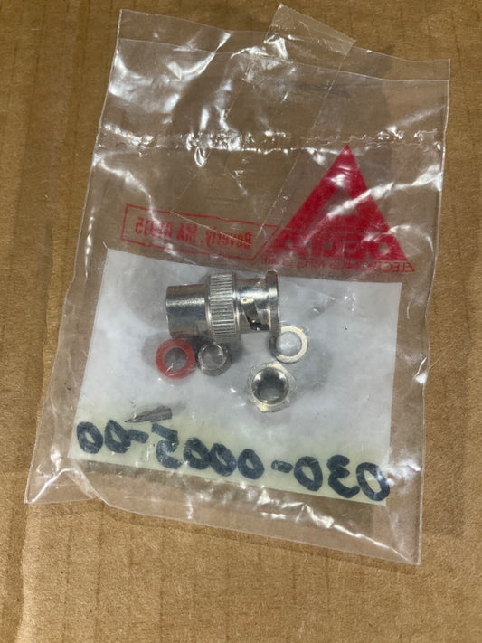 P/N: 030-0005-00 Connector