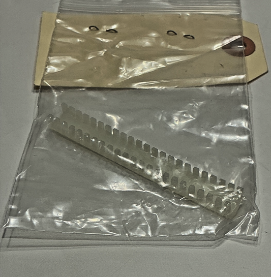 P/N: 105-640000-71 Hawker Beechcraft Grommet (NE)