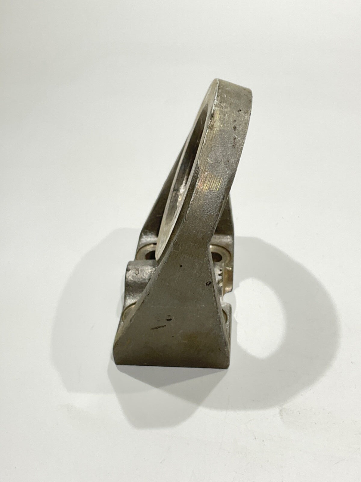 P/N:  76790 / 76983 Bracket Engine Mount (AR)