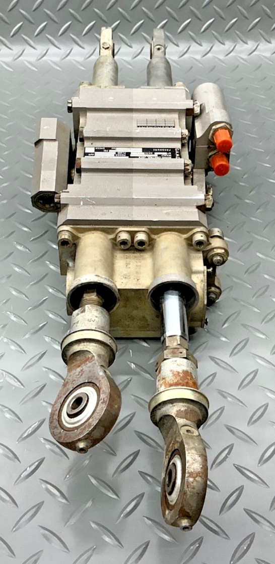P/N:  103-62-5 GAMD Servo-Control Jack - for one
