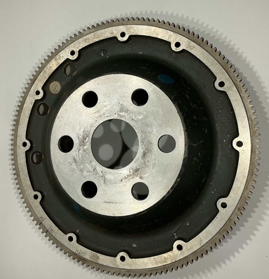 P/N: LW-11519 Lycoming Hub and LW-10551 Ring Gear - Gray Paint (AR)
