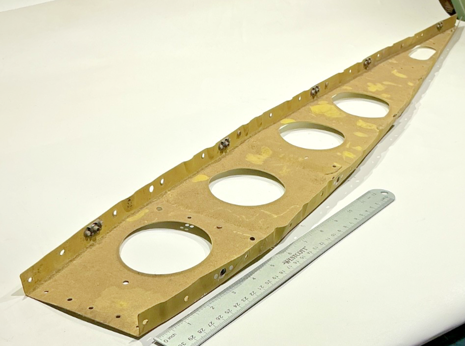P/N: 0722200-3 Wing Rib w/damage (AR)