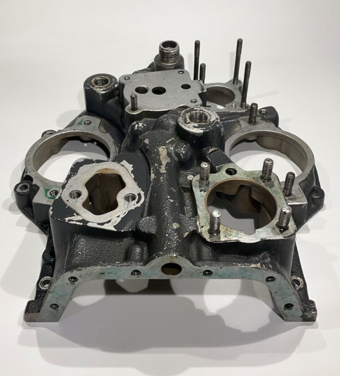 P/N: 21A21533-04 Lycoming Housing Assy - Accessory (AR)