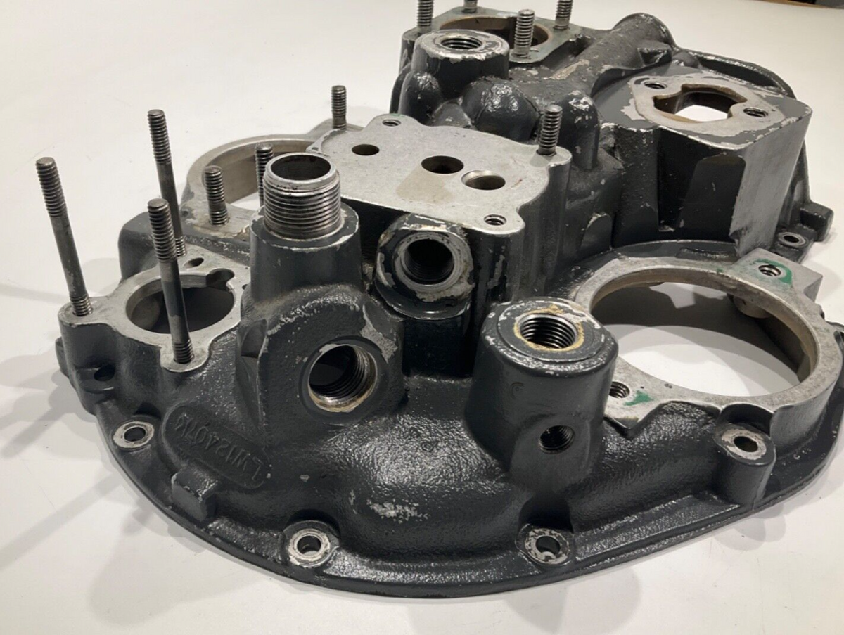 P/N: 21A21533-04 Lycoming Housing Assy - Accessory (AR)