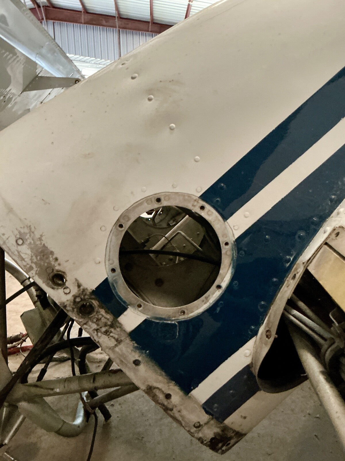 P/N: Inner & Outer Covers RH Engine Beechcraft Duchess Model 76 (AR) - for set