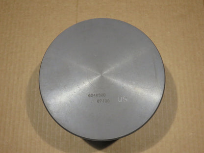 P/N: 654850 Piston - Continental - ONE PISTON
