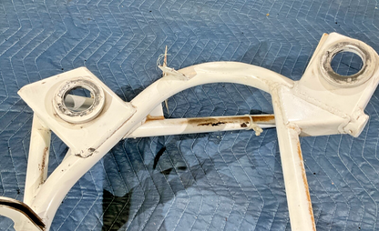 P/N:  96-910010 Beechcraft Baron C55 Engine Mount (AR)