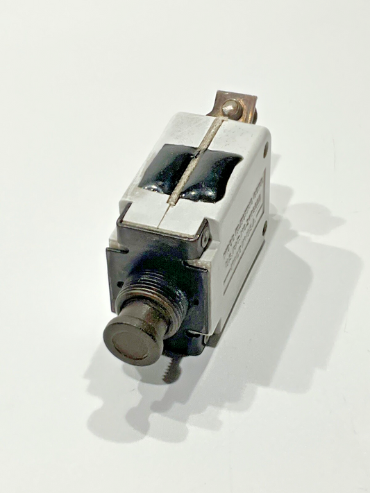P/N: 507-240-101 Circuit Breaker (AR) - Duchess 76