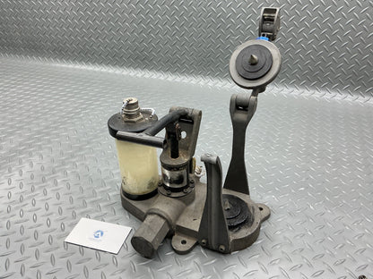 P/N: Loe Industries Model 200 Turbine Engine Oiler  (AR) - for one