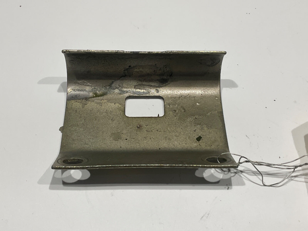 P/N: 641393 TCM Bracket Balance Tube