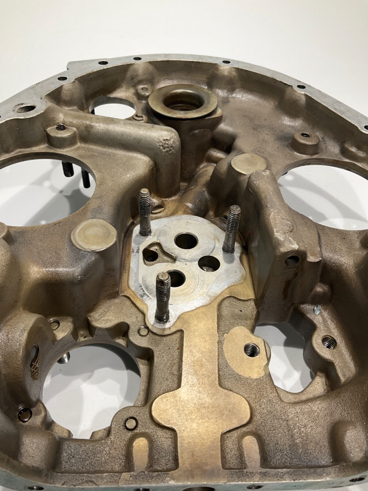P/N: 21A21533-04 Lycoming Housing Assy - Accessory (AR)