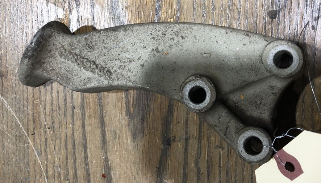 TCM - Engine Mount Casting Bracket P/N: 653305