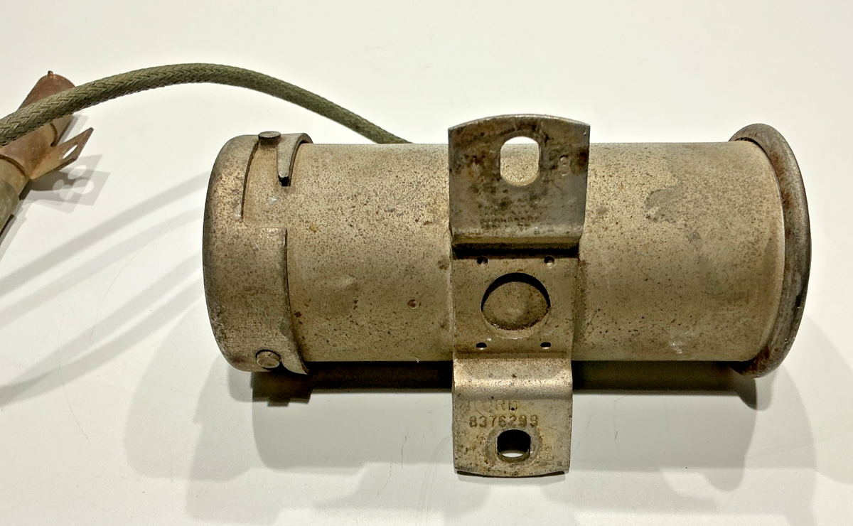 P/N: 476-411 Bendix Fuel Pump (AR) - for one
