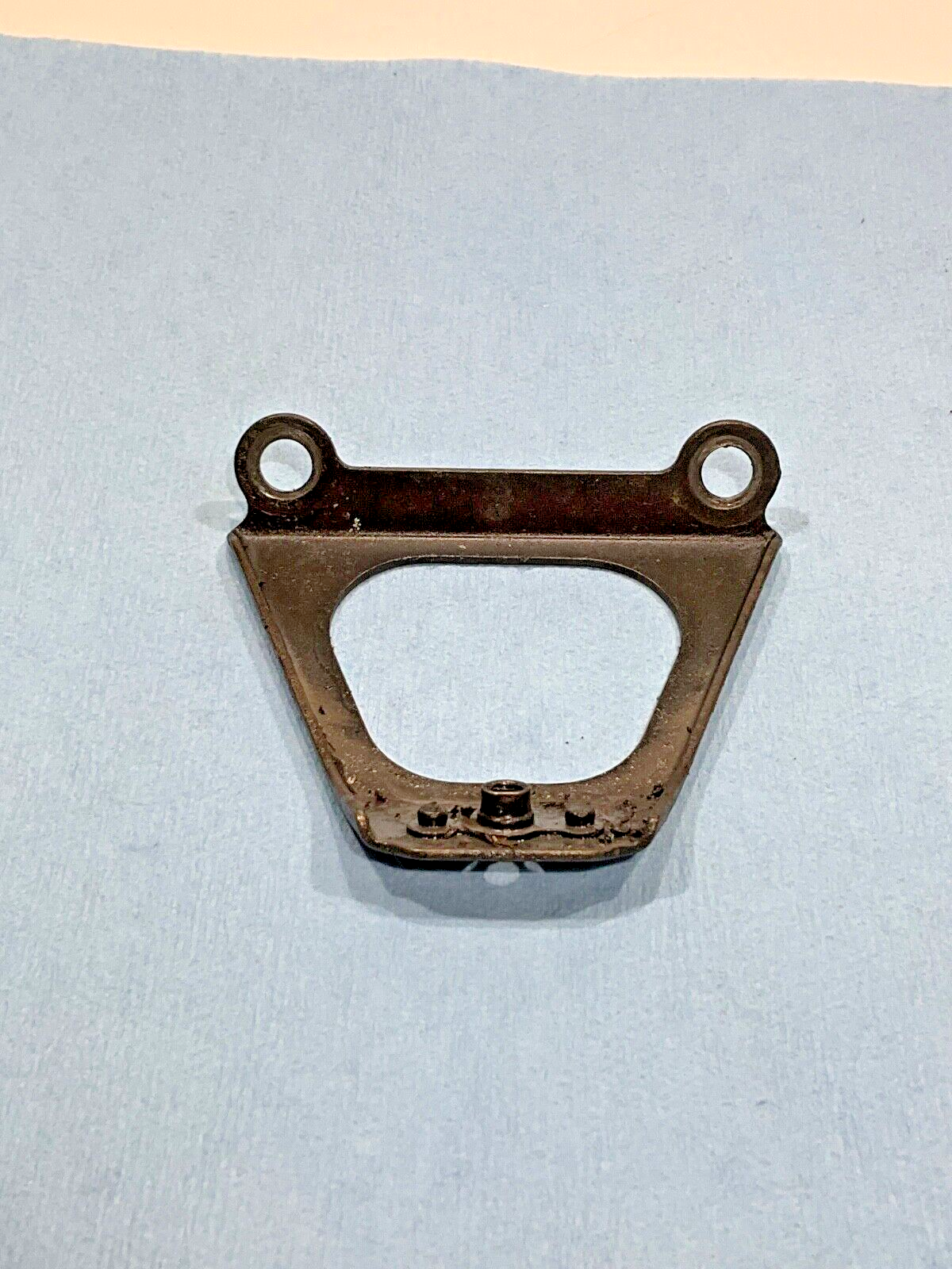 P/N: LW-13385 Lycoming Support - Oil Sump Baffle (AR) - for one baffle