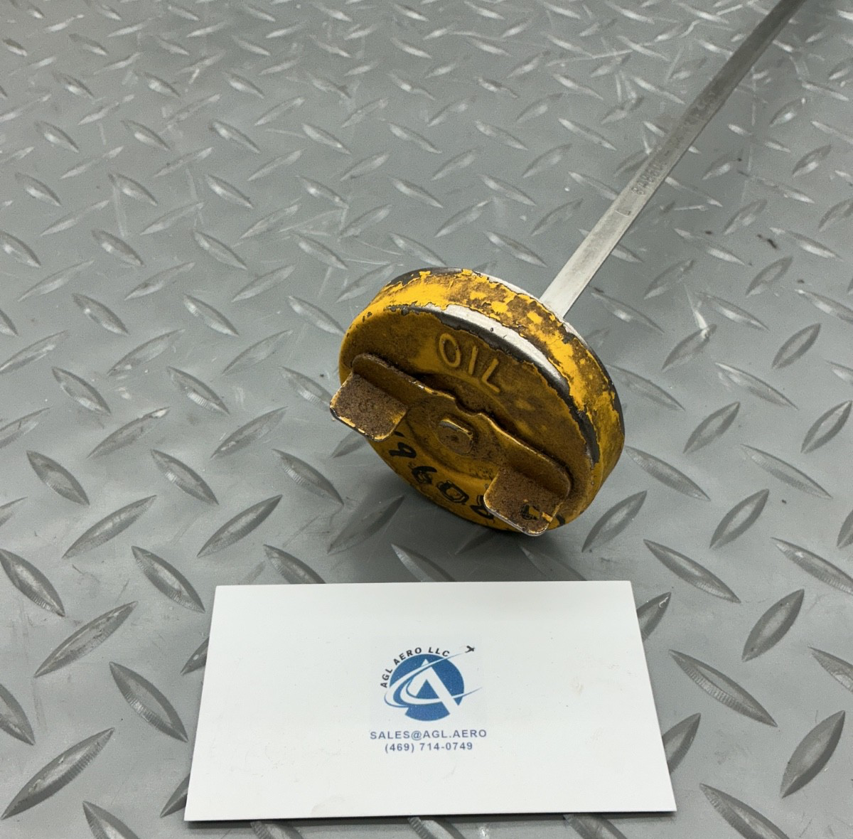 P/N: 649608-29 Continental Oil Gauge Rod & Cap 12Qt (AR)