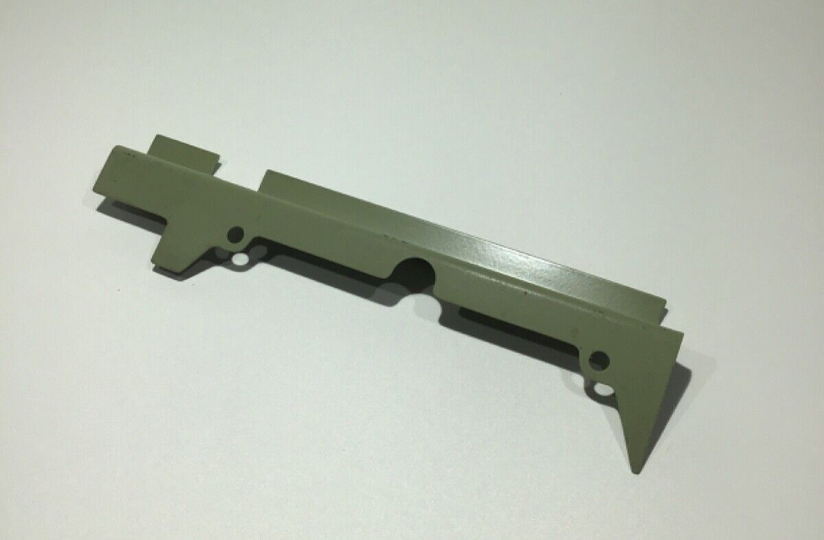 PN: 5355103-17  Baffle