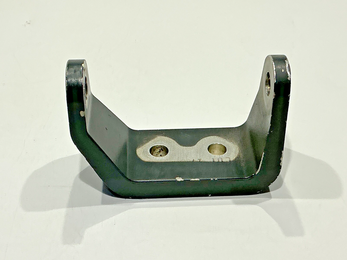 P/N: 07A19474 Alternator Bracket (AR - Very Good Condition)