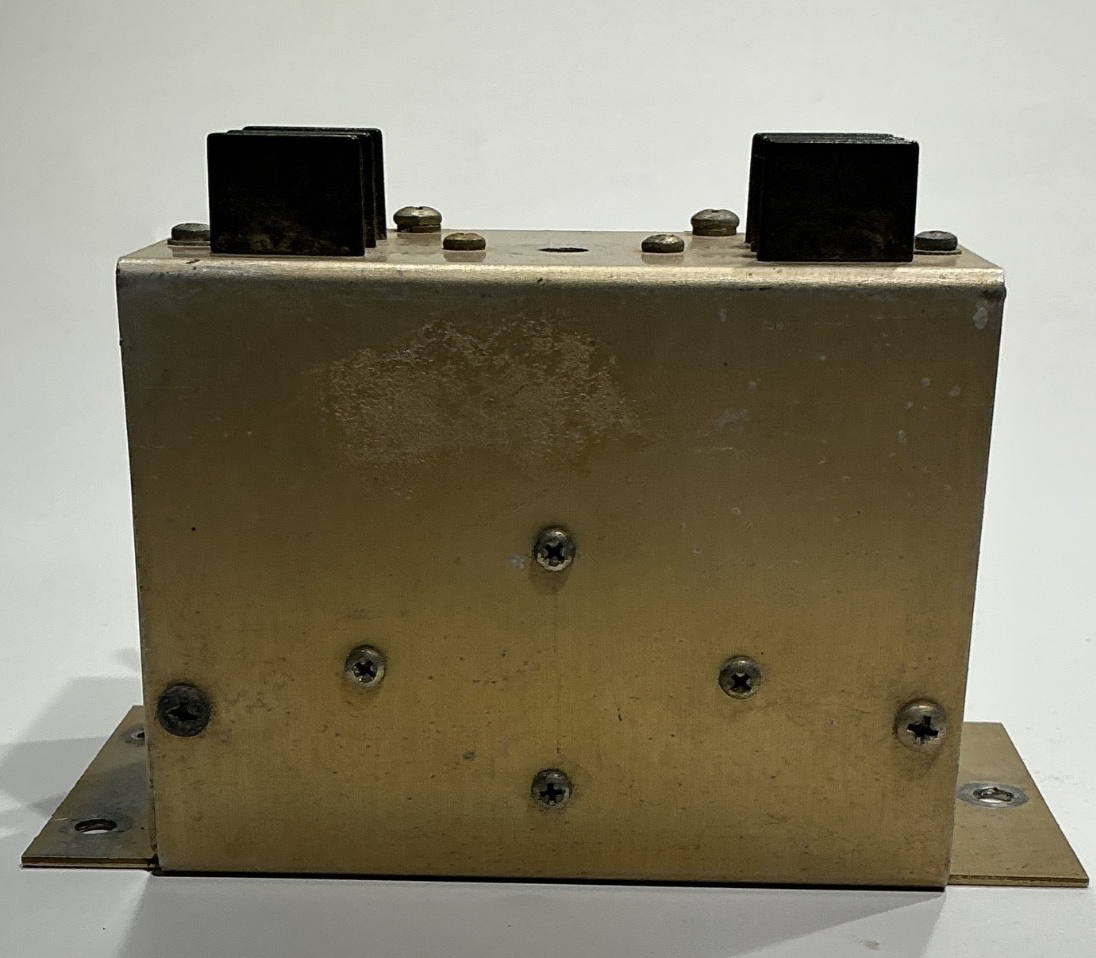 P/N: B-00288-1 Lamar PAC-550393 Voltage Regulator - 14V (AR)