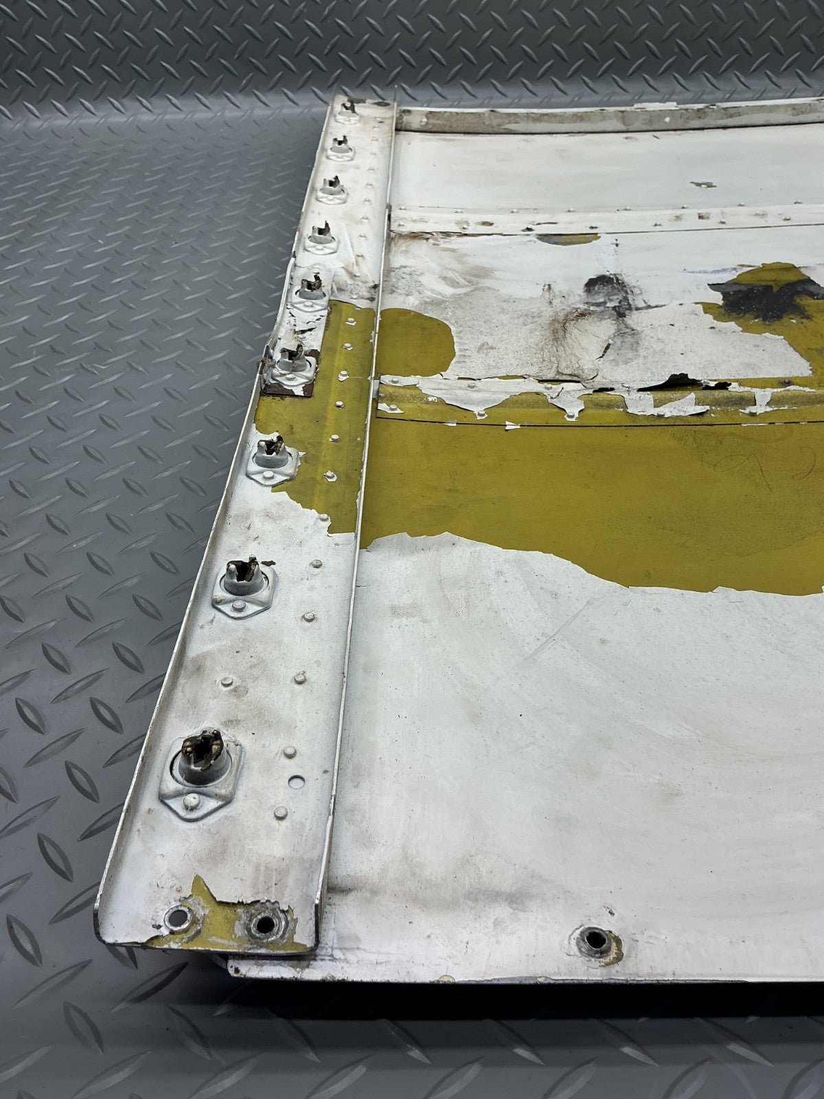 P/N: 25250-02 Top Cowlings for 1969 Piper PA-30 Twin Comanche (AR)