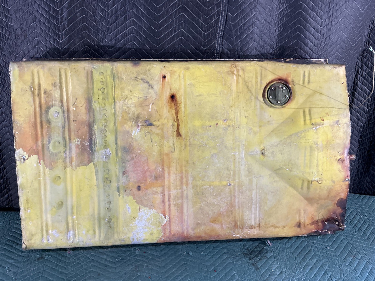 P/N:  (AR)108-1121101-1, RH Fuel Tank - Stinson 108-1