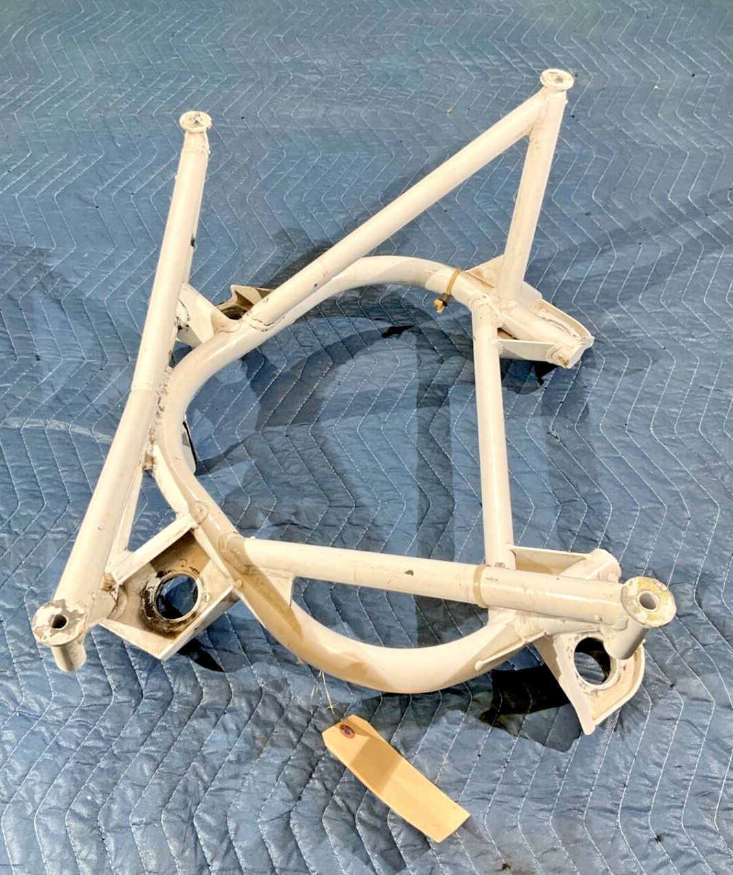 P/N:  96-910010 Beechcraft Baron C55 Engine Mount (AR)