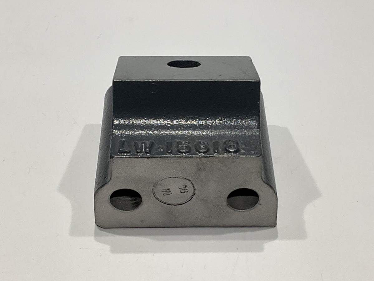 P/N: LW-15618 Lycoming Mounting Bracket (NE)