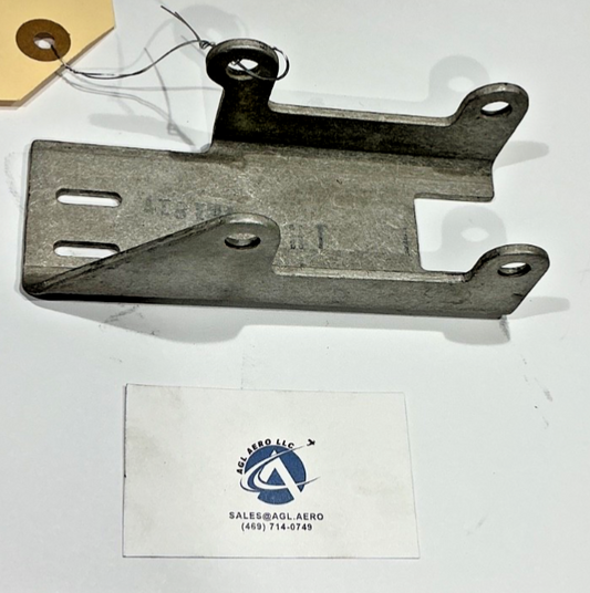 P/N: 4E1817 Hawker Beechcraft De-ice Bracket (NOS)