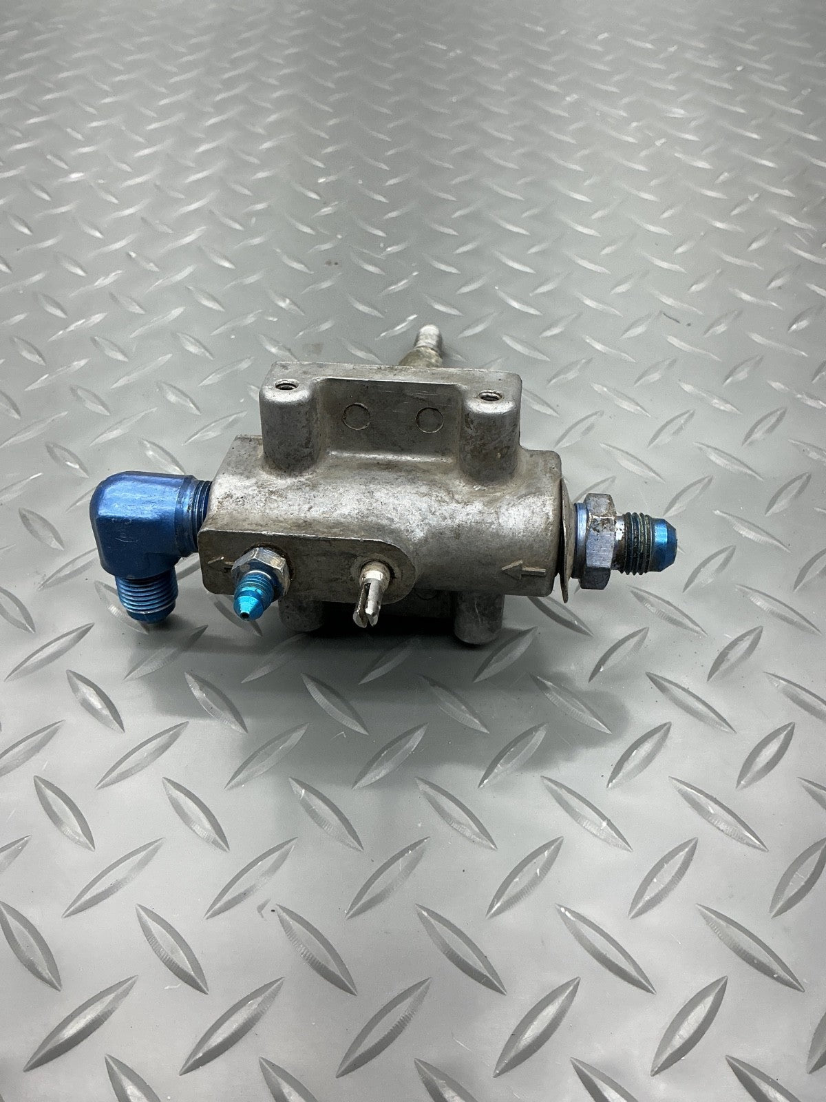 P/N: 0756005-1 Cessna 150G Fuel Strainer Assembly (AR) - for one