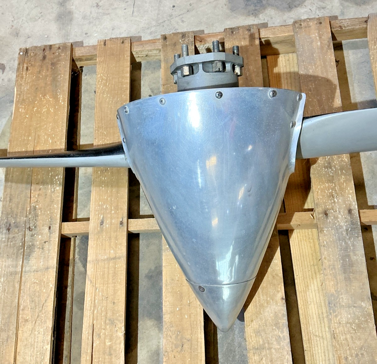 P/N: RH & LH Hartzell Propellers & Assembly from Beechcraft Duchess Model 76