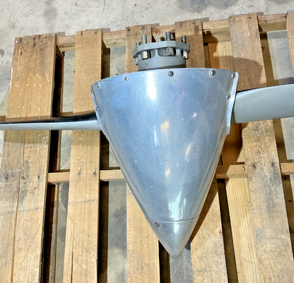 P/N: RH & LH Hartzell Propellers & Assembly from Beechcraft Duchess Model 76
