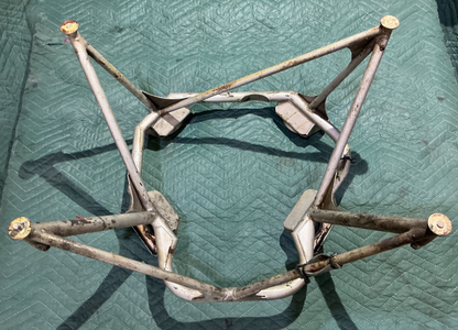 P/N: 105-910019-1 Engine Mount Assy Beechcraft (AR)