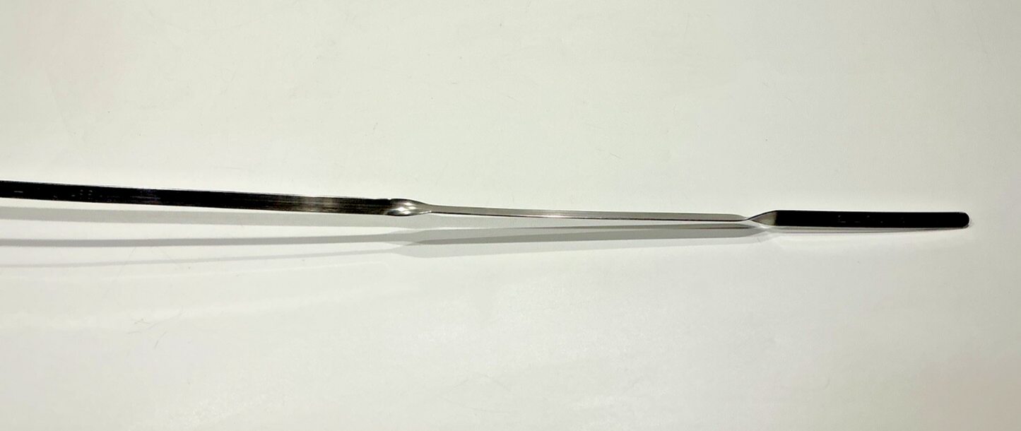 P/N: 652171-10 Oil Gage / Dipstick 12 Qts (AR)