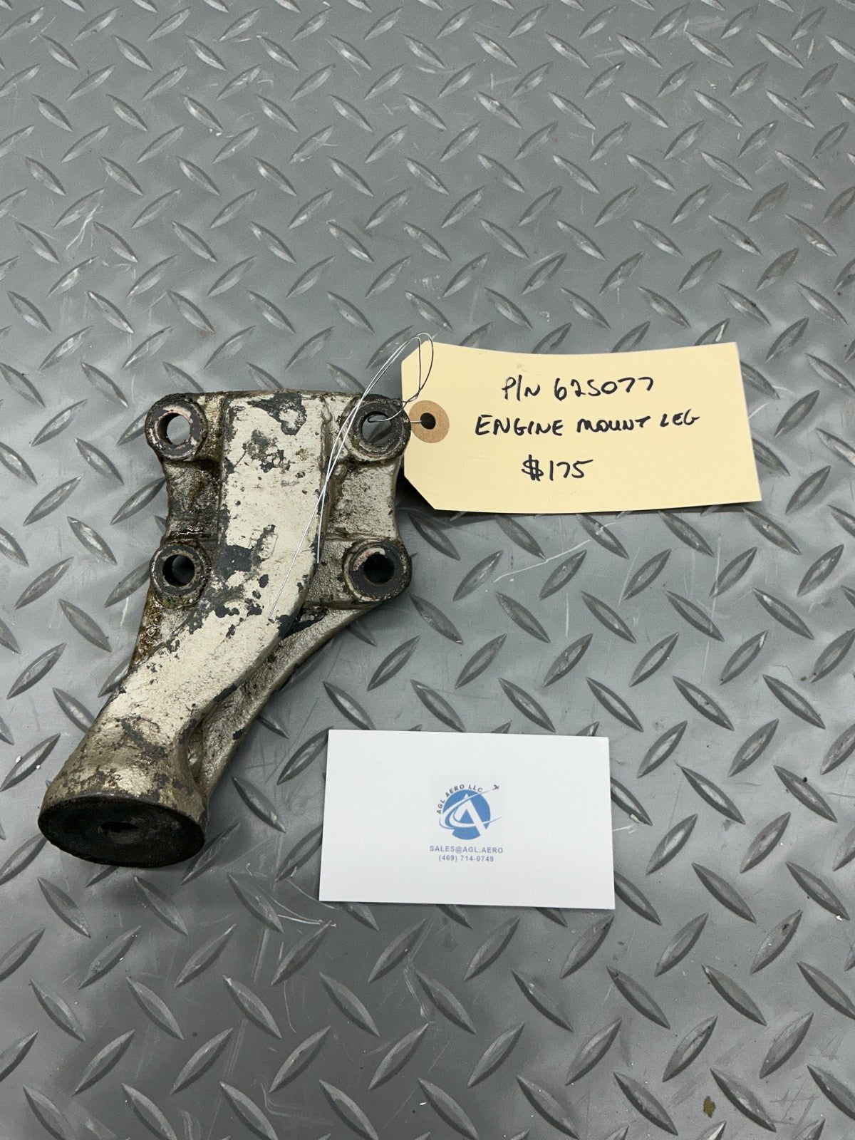 P/N: 625077 Engine Mount Leg (AR) - for one