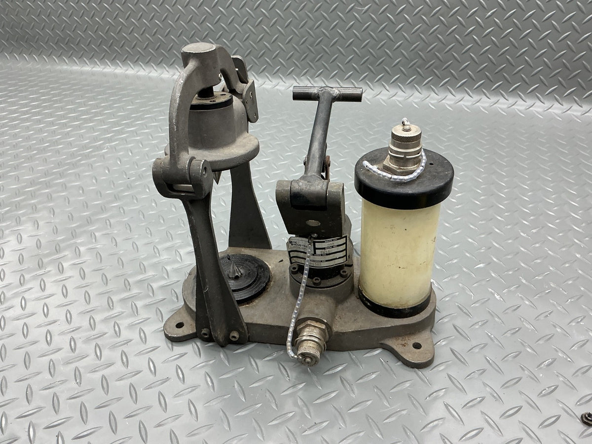 P/N: Loe Industries Model 200 Turbine Engine Oiler  (AR) - for one