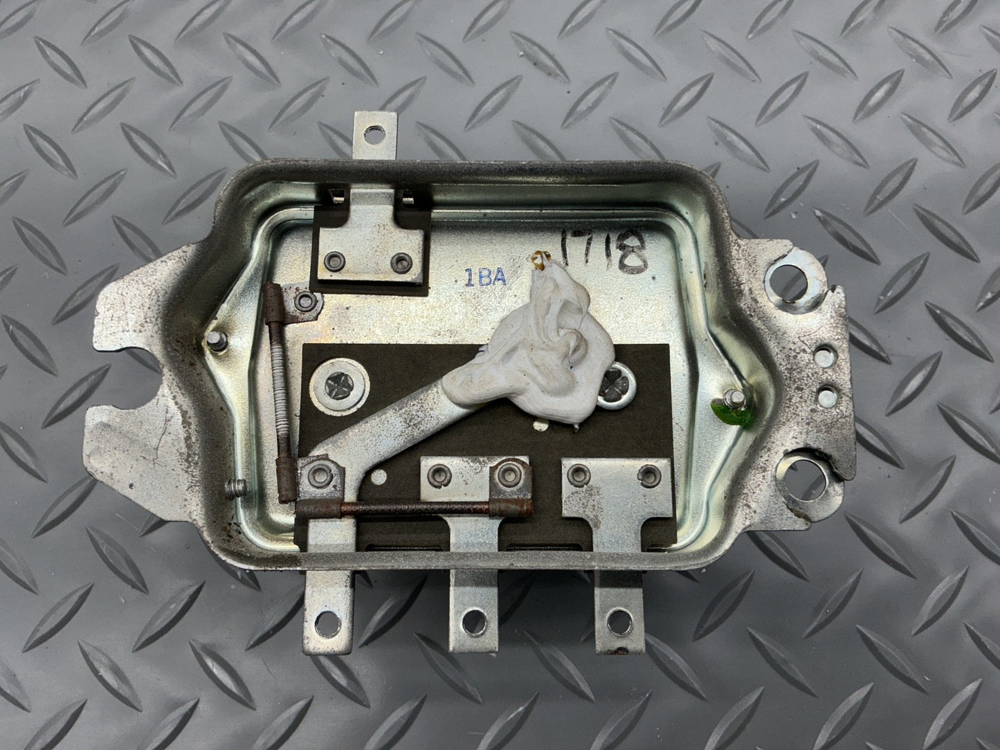 P/N: VR-300-28-50 Electrodelta Cessna Voltage Regulator (AR) - for one