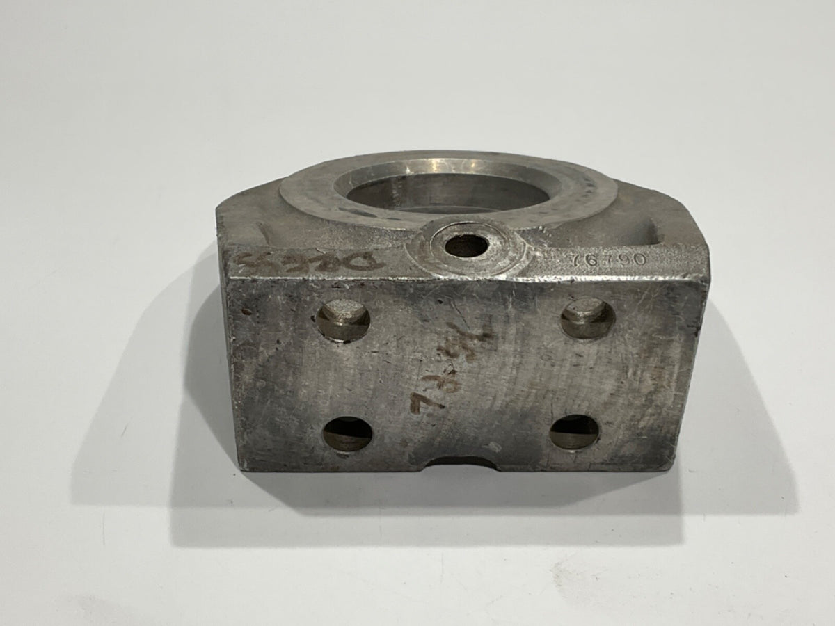 P/N:  76790 / 76983 Bracket Engine Mount (AR)