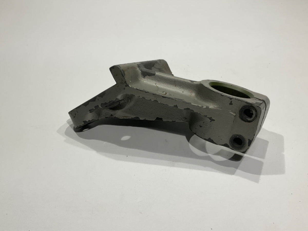TCM - Engine Mount Bracket (Cessna 172) P/N: 40043