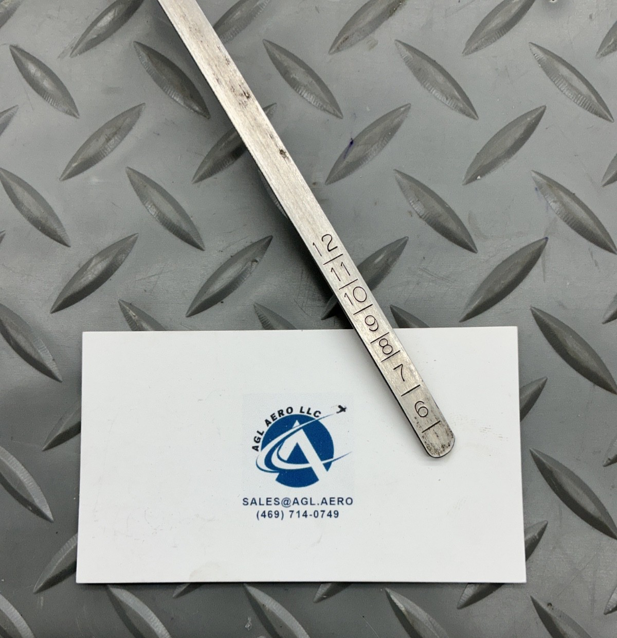 P/N: 649608-29 Continental Oil Gauge Rod & Cap 12Qt (AR)