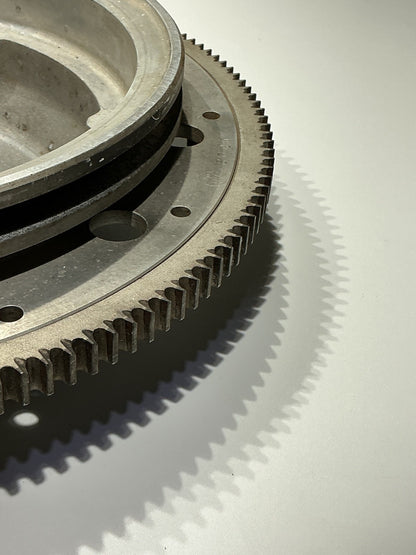 P/N: LW-11519 Lycoming Hub and LW-10551 Ring Gear - Gray Paint (AR)