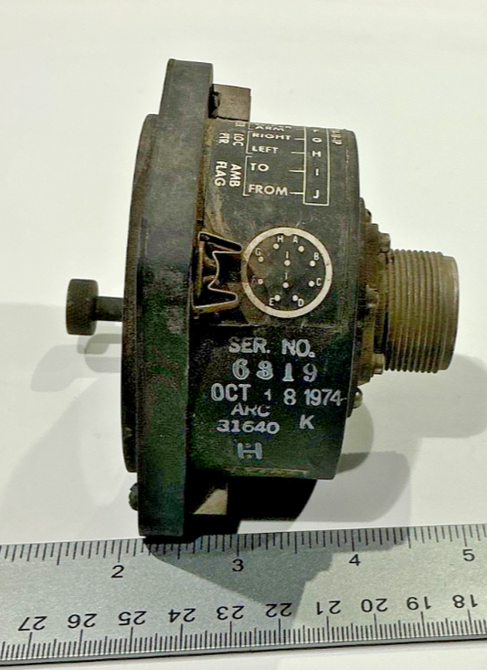 P/N: 31640-0001 Aircraft Radio Corp Course Indicator  (AR)