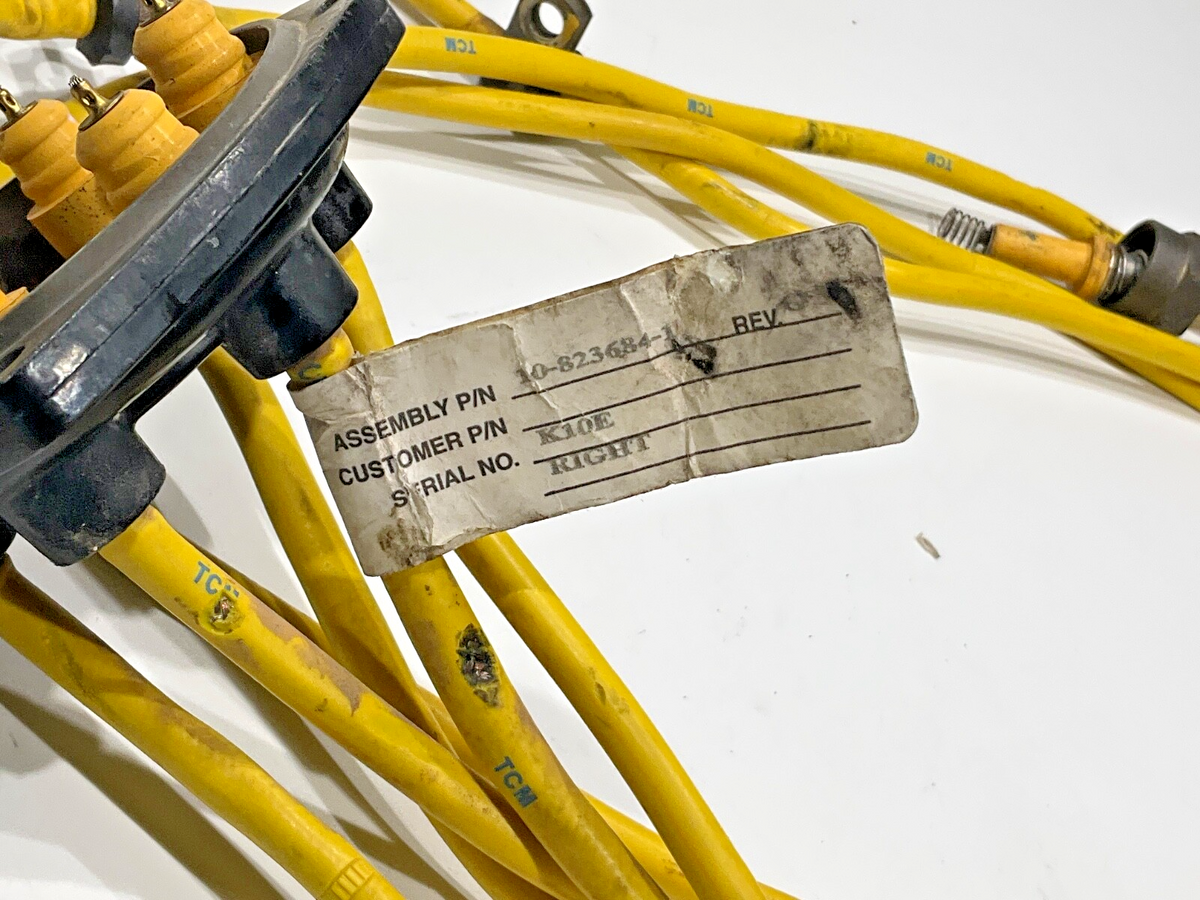 P/N: BL-249350 /  56RN-1225 Bendix Magnetos with Harnesses (AR)