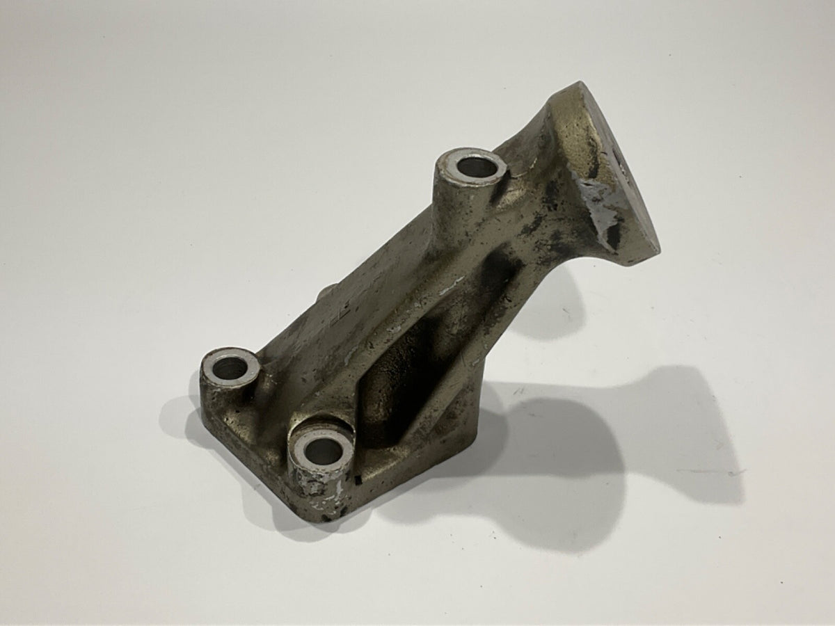 P/N: 630838 (Alt 630920) TCM - Engine Mount Bracket
