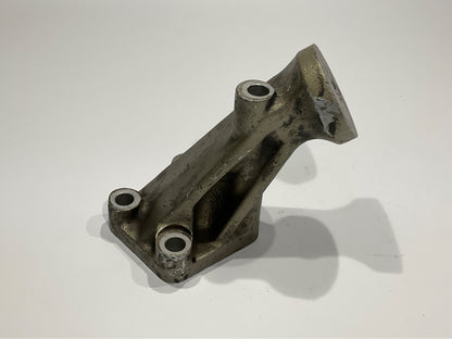 P/N: 630838 (Alt 630920) TCM - Engine Mount Bracket