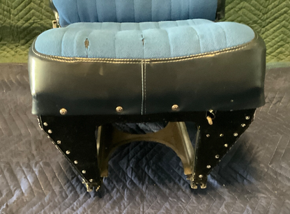P/N: 169-534024-1  Pilot Seat Assy - Beechcraft Duchess 76 (AR)
