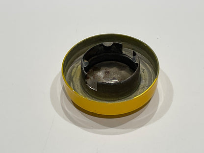 P/N: Cessna Oil Cap (NOS)